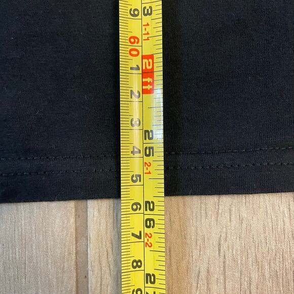 WWE Undertaker Thank You Taker T Shirt Men’s Medium Black Purple Graphic Tee - Picture 5 of 5